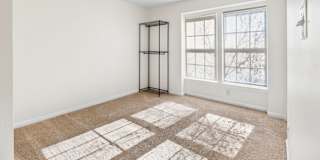 Hsu Latt's room