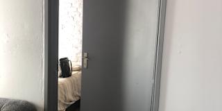 Lona's room