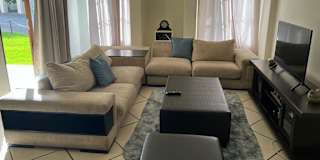 Aviwe's room