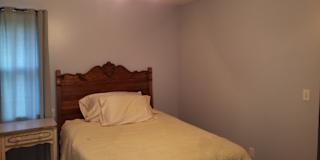 Beverly Voiles's room