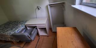 YINGJIAN SONG's room
