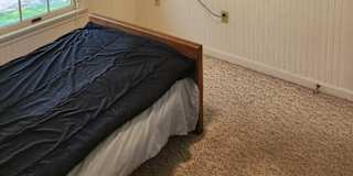 Enrique's room