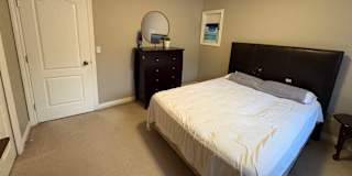 Loc's room