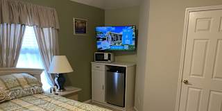 Plano private's room