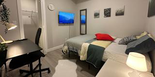 Busra Arslan's room