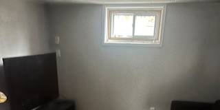 Dezzy's room