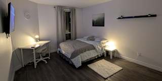 Serdar's room