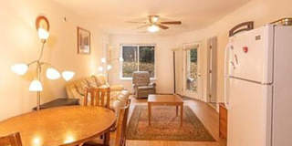 Alcove Rooms's room