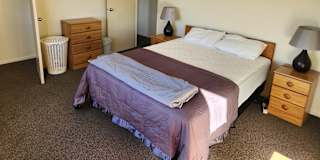 john lindesay's room