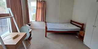Queen Street Property's room