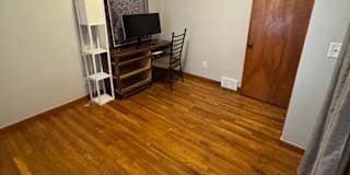 Andy Kapalin's room