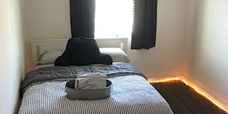 Dallas Earle's room