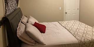 Tida's room