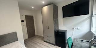 Sig Lets's room