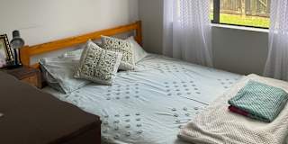 devv's room