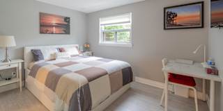 Vivian's room