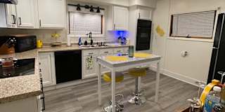 Lotus Consulting and Management LLC's room