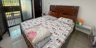 Divyanshi's room