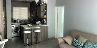 Mejury's room