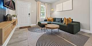 Alcove Rooms's room