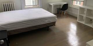 ALEXANDER KAMOUZIS's room
