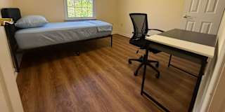 Ken's room