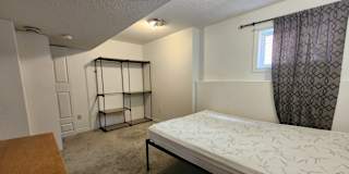 Rent's room
