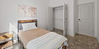 Carolina's room