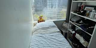 Van House's room