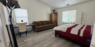 Cici's room