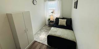 Alona's room