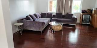 Kenny Kim's room