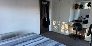 Bob's room