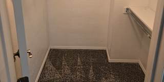 Niko_ponce_de_leon's room