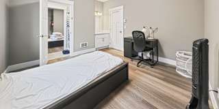 Remax Rentals's room
