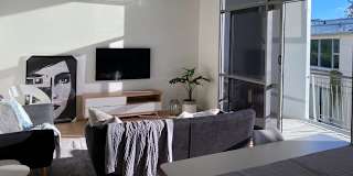 Geoff's room
