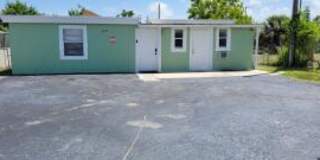 Cozy Home Away Rentals's room