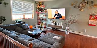 Richard's room