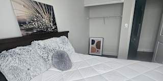 Clarizz's room