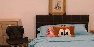 Nofi's room