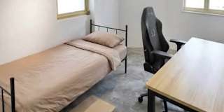 Farah's room
