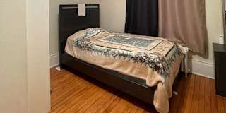 Yogeswari's room
