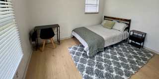 Andres's room