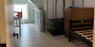 O's room
