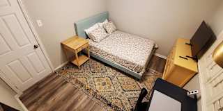 Manuel's room