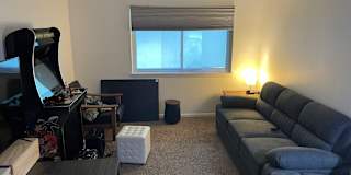 PRIVATE BEDROOM - Danbury - Connecticut - Office - Music - Craft Studio's room