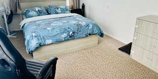 Samra's room