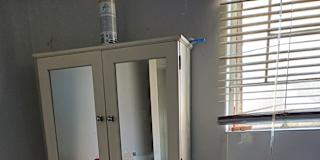 Zi's room