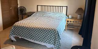 Tom's room