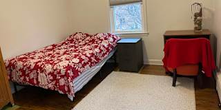 Hida's room